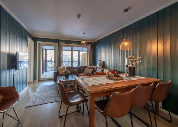 Family-friendly In-ski Out Retreat By Skarsnuten *